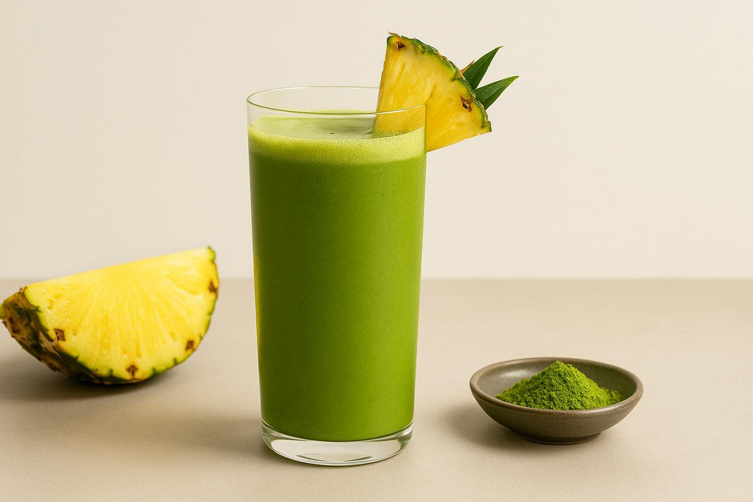 Tropikalne Smoothie z Matchą i Ananasem