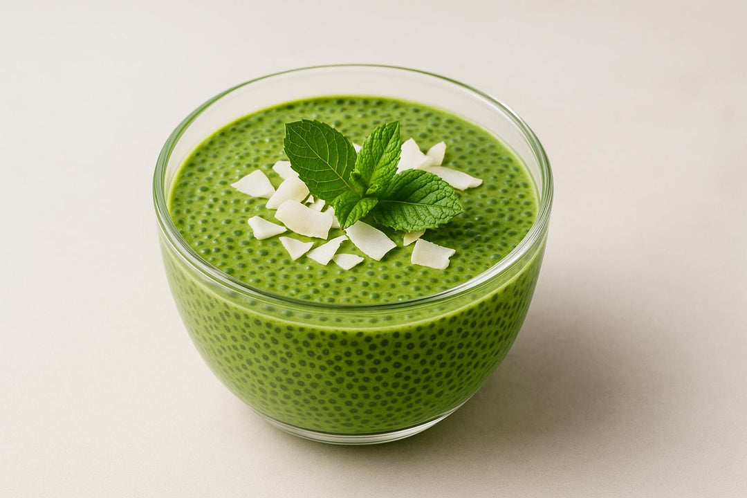 Orzeźwiający Matcha Coconut Chia Pudding