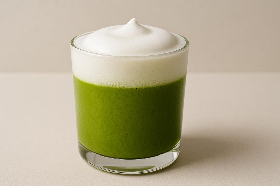 Matcha Latte z Kokosową Pianką 🌿🥥