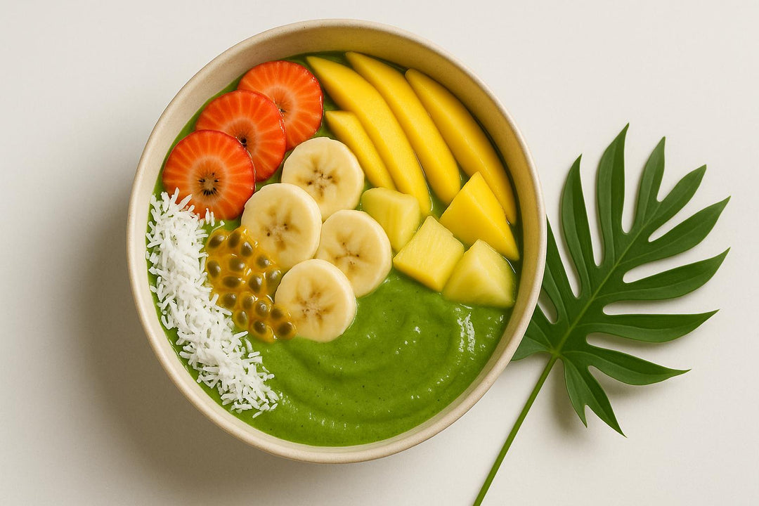 Tropikalne Smoothie Bowl z Matchą