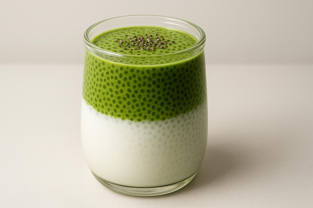 Kokosowy Pudding Chia z Matchą