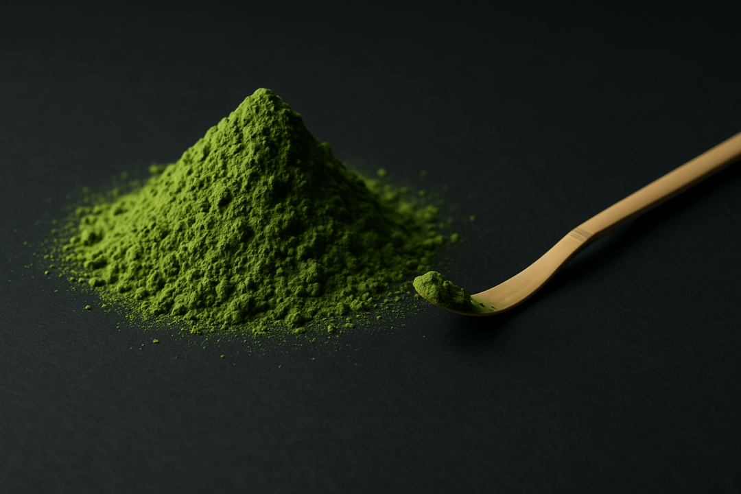Matcha vs Kawa: Kto Wygrywa w Bitwie o Energię?